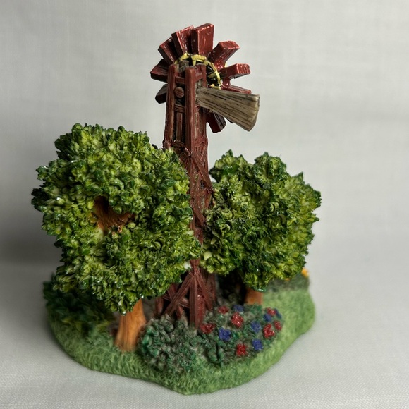 Liberty Falls Collection The Old Windmill Miniature Village Building - Picture 2 of 11